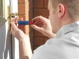 Hanover Locksmith Service Hanover, MA 781-203-8065 - 3a-Broken-Key-Extraction