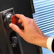 Hanover Locksmith Service Hanover, MA 781-203-8065 - sb-com-01